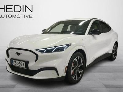 Valkoinen Käytetty 2025 Ford Mustang Mach-E Premium Katumaasturi | 63 900 €