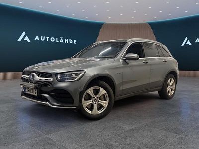 Käytetty Mercedes GLC300e Business 194 HP (142 kW) 2021 Katumaasturi