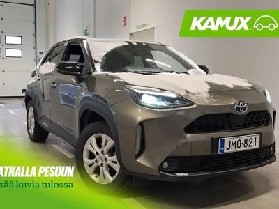 Käytetty Toyota Yaris Cross 92 HP (67 kW) 2022 Ruskea Katumaasturi