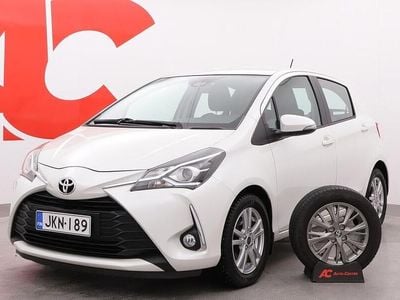 Käytetty Toyota Yaris Multidrive S 112 HP (82 kW) 2017 Valkoinen Viistoperä