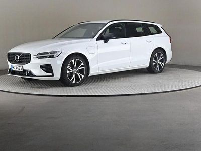 Käytetty 2021 Volvo V60 R-Design Farmari | 30 500 € (Perustarjous)