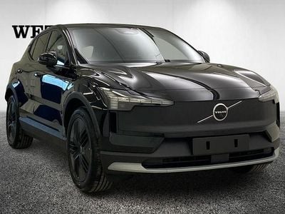 Uusi 2025 Volvo EX30 CC Performance Katumaasturi | 49 800 €