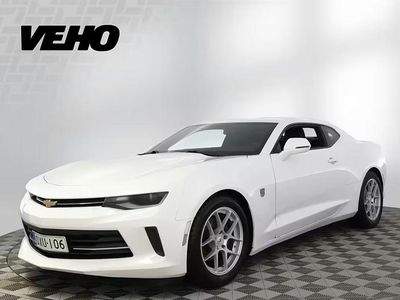 Valkoinen Käytetty 2018 Chevrolet Camaro Coupe - kaksiovinen | 34 800 €