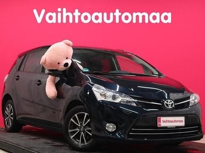 Käytetty Toyota Verso Life 147 HP (108 kW) 2013 Tila-auto