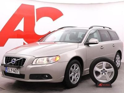 Käytetty Volvo V70 Momentum 180 HP (132 kW) 2011 Ruskea Farmari