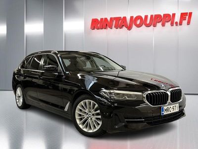 Musta Käytetty 2021 BMW 530e Farmari | 21 990 € (Perustarjous)