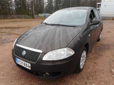 käytetty Fiat Croma Comfort Wagon 2,2