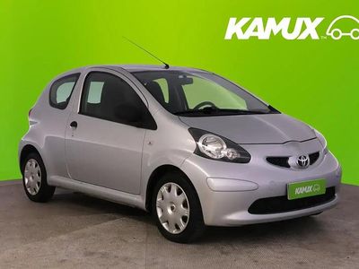 Hopea / harmaa Käytetty 2007 Toyota Aygo Viistoperä | 3 290 €
