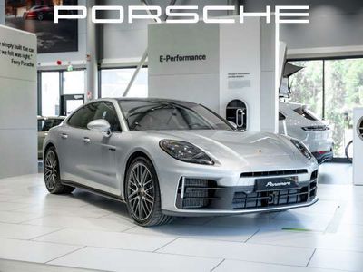 Porsche Panamera 4