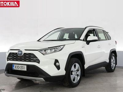 Käytetty Toyota RAV4 Active 176 HP (129 kW) 2021 Valkoinen Katumaasturi