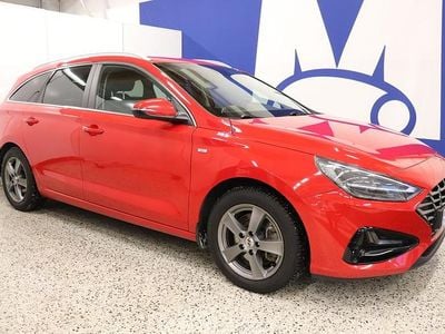 Käytetty Hyundai i30 Comfort 159 HP (116 kW) 2023 Punainen Farmari