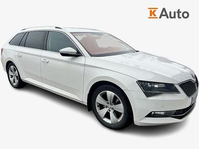 Käytetty Skoda Superb 150 HP (110 kW) 2019 Valkoinen Farmari