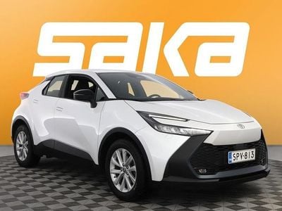 Käytetty Toyota C-HR Active 140 HP (102 kW) 2024 Katumaasturi