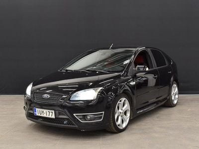 Käytetty Ford Focus ST 226 HP (166 kW) 2007 Viistoperä