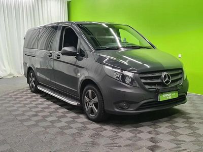 Käytetty Mercedes Vito 136 HP (100 kW) 2022 Schwarzgrau Van