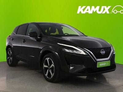 Käytetty Nissan Qashqai N-Connecta 158 HP (116 kW) 2023 Musta Katumaasturi