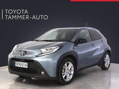 Käytetty Toyota Aygo X Multidrive S 72 HP (52 kW) 2024 Hopea Katumaasturi