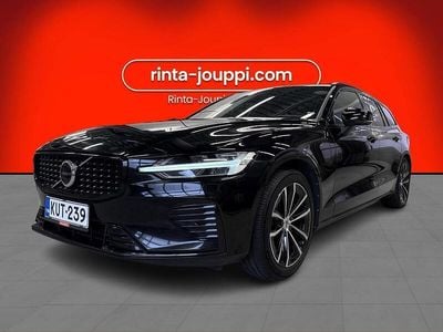 Musta Käytetty 2022 Volvo V60 Performance Farmari | 36 680 € (Perustarjous)