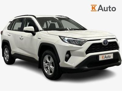 Käytetty Toyota RAV4 Hybrid Active 218 HP (160 kW) 2020 Valkoinen Katumaasturi