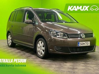 Ruskea Käytetty 2011 VW Touran Comfortline Tila-auto | 11 900 € (Perustarjous)