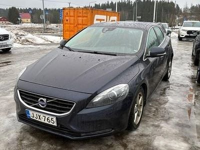 Käytetty Volvo V40 Business Edition 152 HP (111 kW) 2016 Viistoperä