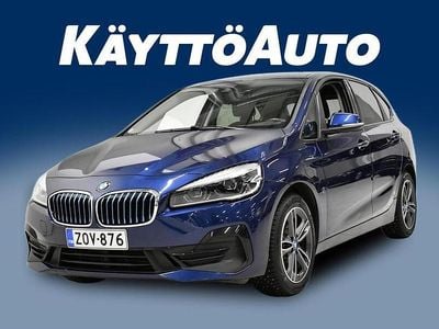 Käytetty BMW 225 Active Tourer Sport Line 224 HP (164 kW) 2019 Sininen Tila-auto