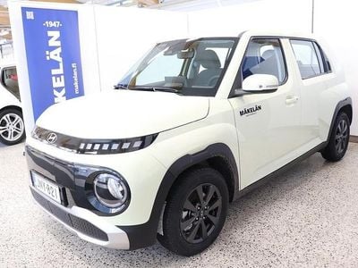 Käytetty Hyundai Inster 85 kW (116 HP) 2025 Keltainen Viistoperä