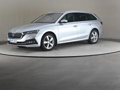 Käytetty Skoda Octavia Style 110 HP (80 kW) 2022 Farmari