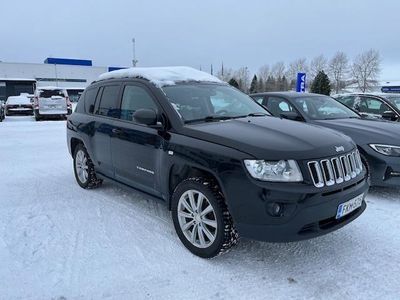 käytetty Jeep Compass 2.2CRD 4x4 Limited 120kW Man | JUURI SAAPUNUT | JUURI KATSASTETTU | HYVÄT VARUSTEET