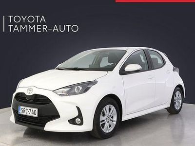 Valkoinen Käytetty 2024 Toyota Yaris Viistoperä | 22 480 € (Hieman kallis)