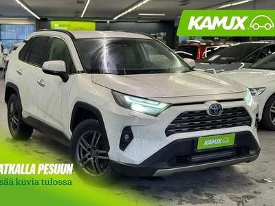 Valkoinen Käytetty 2022 Toyota RAV4 Hybrid Executive Katumaasturi | 34 690 € (Perustarjous)