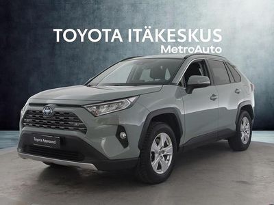 Vihreä Käytetty 2021 Toyota RAV4 Hybrid Active Katumaasturi | 34 290 € (Perustarjous)
