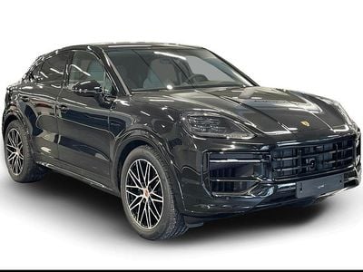 Uusi Porsche Cayenne Black Edition 464 HP (341 kW) 2026 Met. musta Katumaasturi