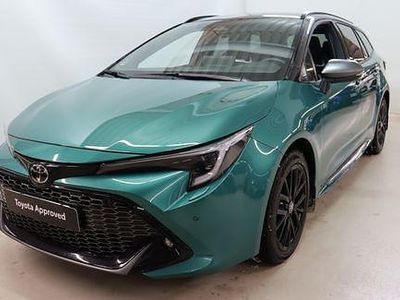 Vihreä Käytetty 2025 Toyota Corolla Business Edition Farmari | 38 550 € (Kallis)