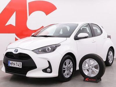 Valkoinen Käytetty 2024 Toyota Yaris Active Viistoperä | 22 890 € (Hieman kallis)