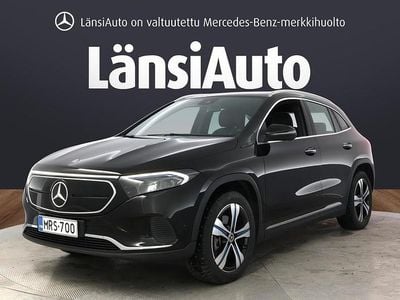 Käytetty Mercedes EQA300 Business 167 kW (228 HP) 2022 Musta Katumaasturi