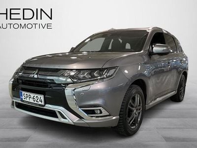 Harmaa Käytetty 2019 Mitsubishi Outlander P-HEV Instyle Katumaasturi | 16 900 € (Hyvä tarjous)