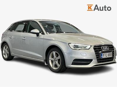 Käytetty Audi A3 Sportback Business 150 HP (110 kW) 2014 Hopea Viistoperä