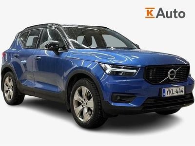 Käytetty Volvo XC40 R-Design 190 HP (139 kW) 2019 Sininen Katumaasturi