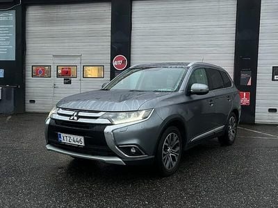 Käytetty Mitsubishi Outlander 152 HP (111 kW) 2016 Katumaasturi