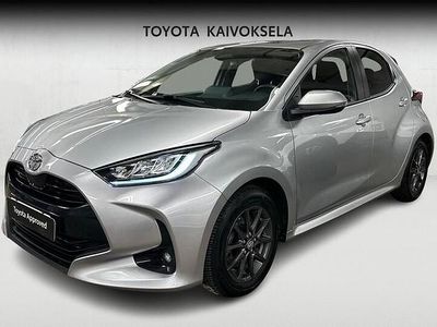 Hopea Käytetty 2024 Toyota Yaris Hybrid Plus Viistoperä | 23 490 € (Perustarjous)