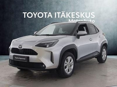 Hopea Käytetty 2024 Toyota Yaris Cross Katumaasturi | 28 990 € (Hyvä tarjous)