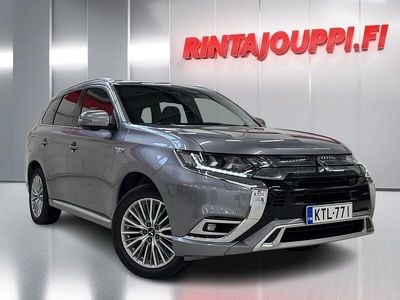 Käytetty Mitsubishi Outlander P-HEV Instyle 135 HP (99 kW) 2018 Katumaasturi
