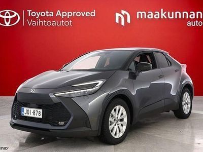 2nb harmaa Uusi 2025 Toyota C-HR Edition Katumaasturi | 39 990 € (Hieman kallis)