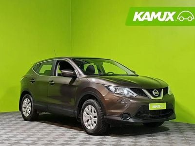 Käytetty Nissan Qashqai Visia 116 HP (85 kW) 2016 Katumaasturi