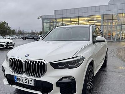 Valkoinen Käytetty 2019 BMW X5 M Sport Katumaasturi | 52 900 €