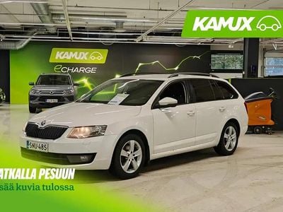 Käytetty Skoda Octavia Ambition 150 HP (110 kW) 2016 Valkoinen Viistoperä
