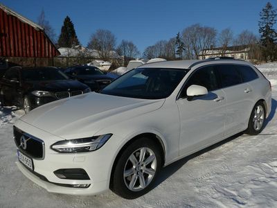 Käytetty Volvo V90 Momentum 150 HP (110 kW) 2018 Valkoinen Farmari