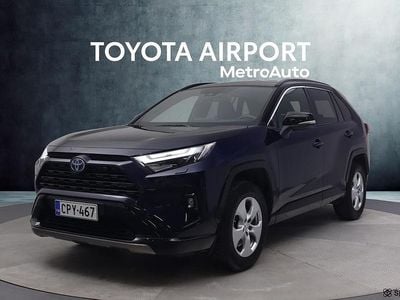 Met. sininen Käytetty 2022 Toyota RAV4 Hybrid Edition Katumaasturi | 37 890 € (Perustarjous)