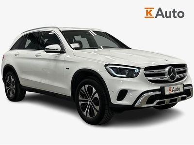 Käytetty 2021 Mercedes GLC300e Business Katumaasturi | 41 990 € (Hieman kallis)